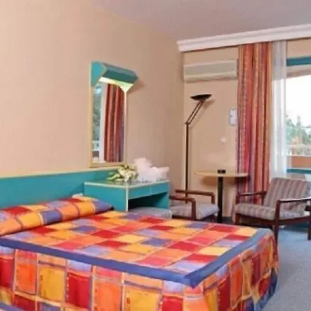 Merlin Park Hotel 3*