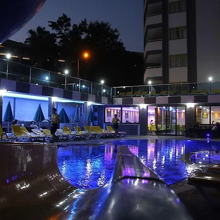 Merlin Park ألانيا